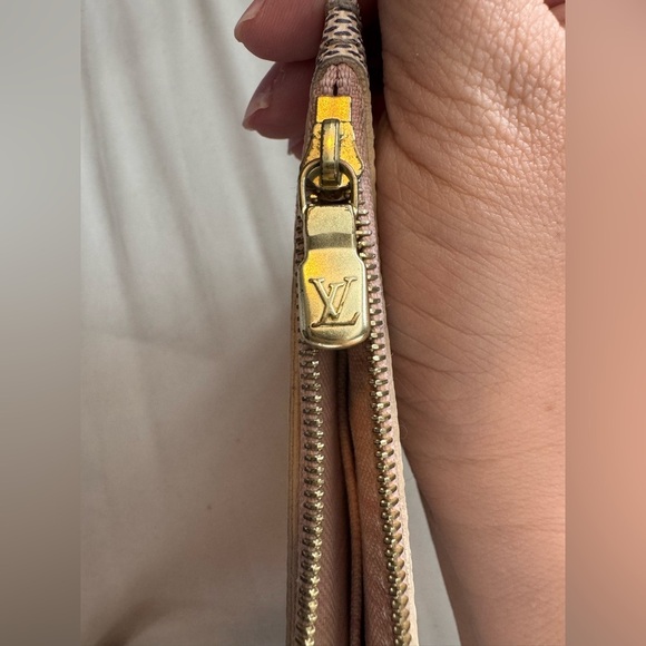 Louis Vuitton Damier Azur Canvas Neverfull Pochette - Picture 5 of 7